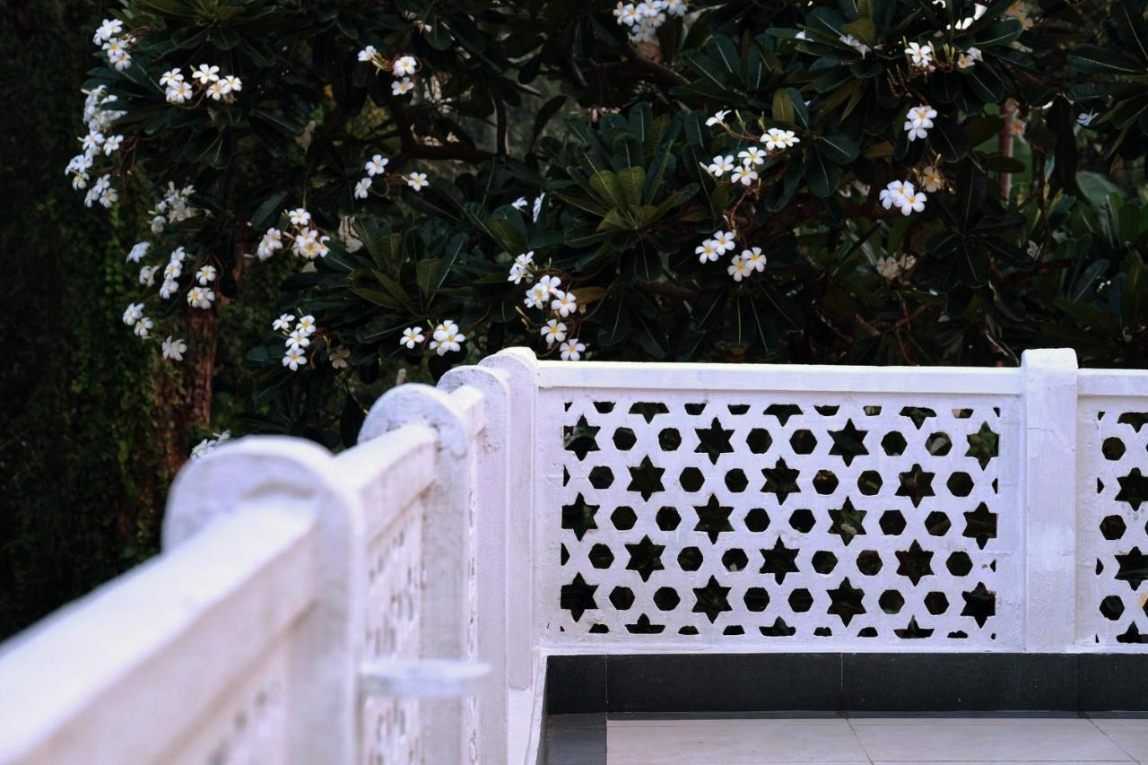 Parul - Elegant Heritage Home At The Heart Of Shantiniketan エクステリア 写真