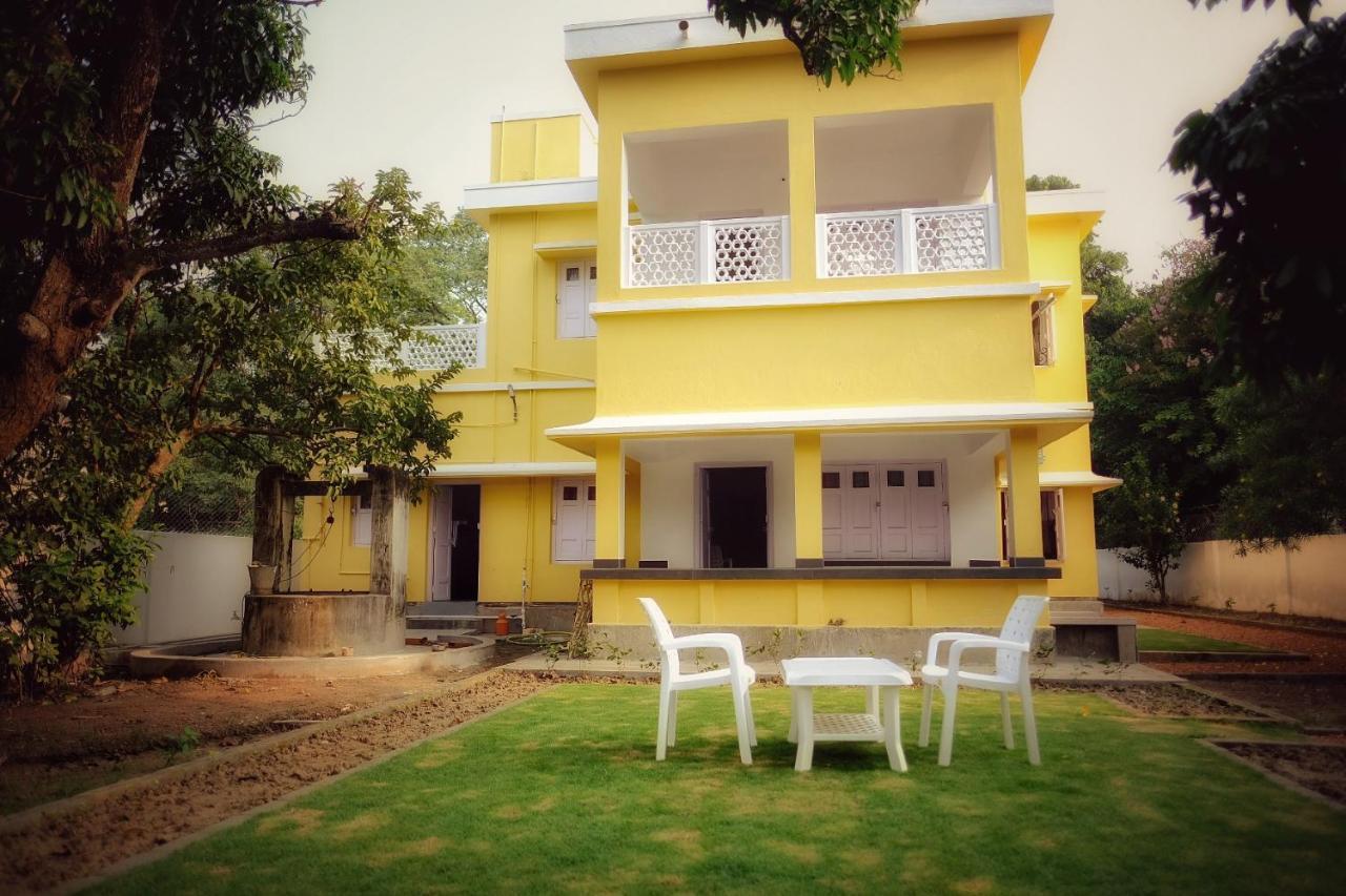 Parul - Elegant Heritage Home At The Heart Of Shantiniketan エクステリア 写真