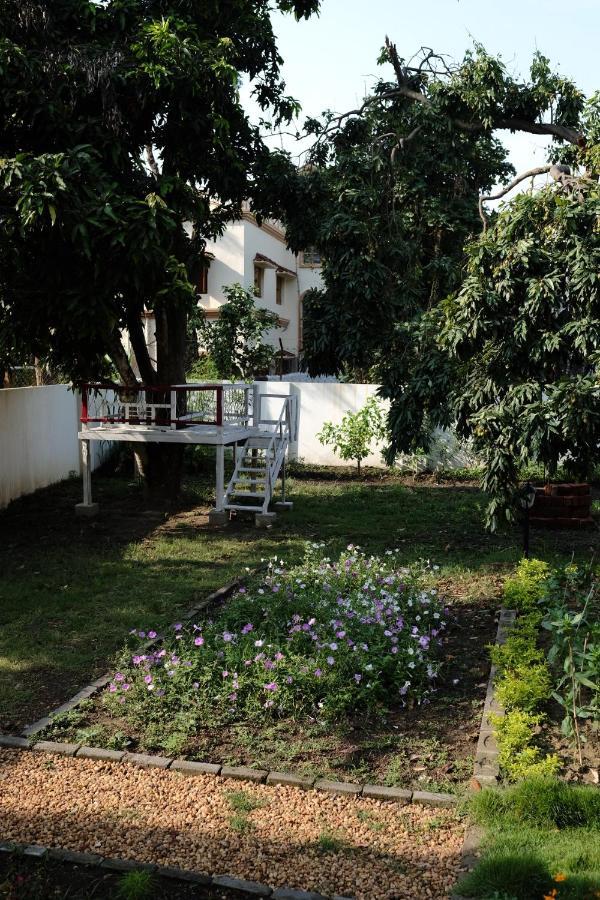 Parul - Elegant Heritage Home At The Heart Of Shantiniketan エクステリア 写真
